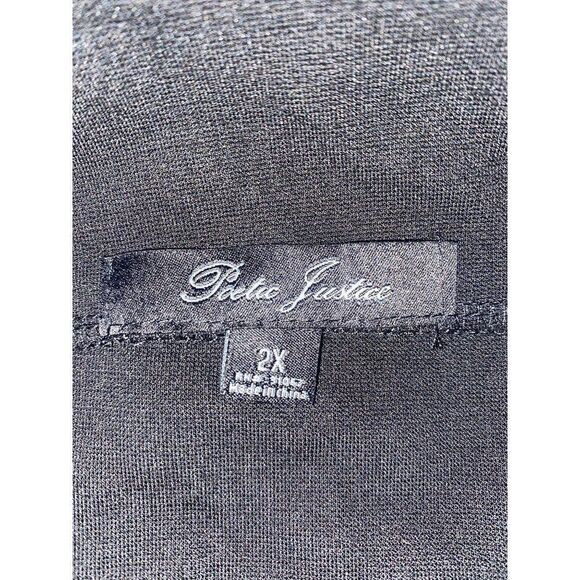 Poetic Justice, women's black skirt with zipper accent size 2x - Picture 4 of 7